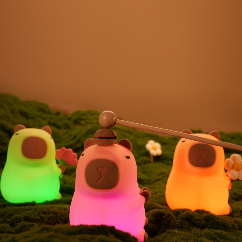 Capybara Squishy LED Night Light – Adorable Silicone Lamp for Kids & Cosy Rooms