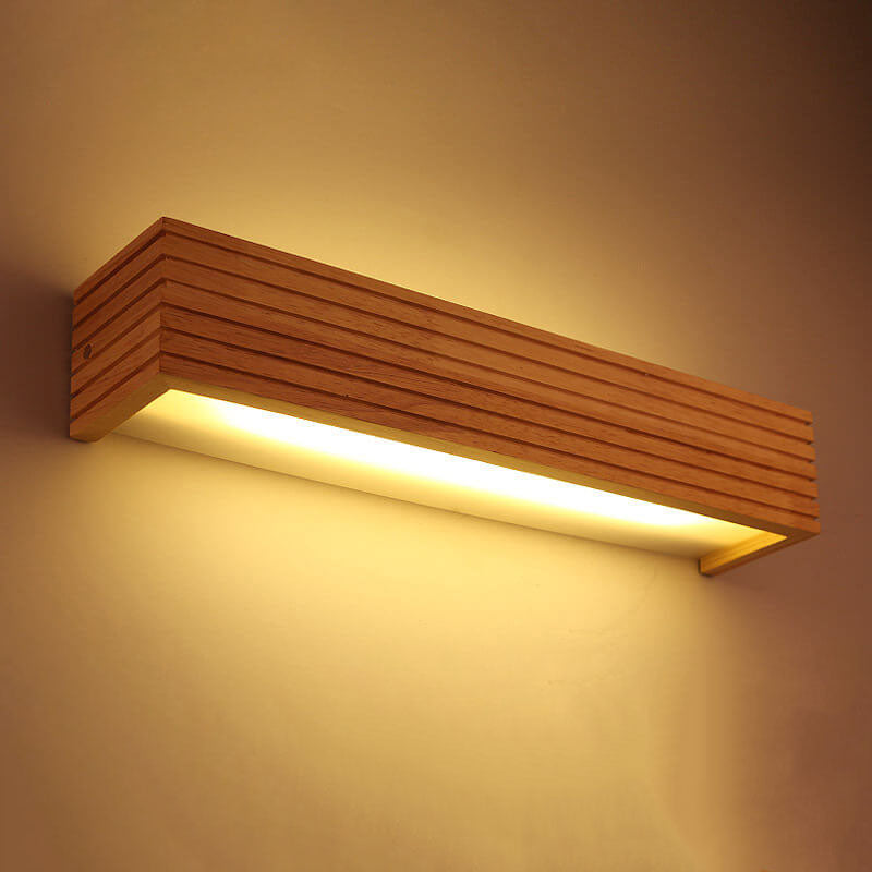 Modern Solid Wood Linear LED Wall Light – Ideal for Mirrors and Contemporary Interiors