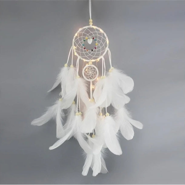 Illuminated Dreamcatcher – Fairy Light Dreamcatcher for Bedrooms & Aesthetic Spaces