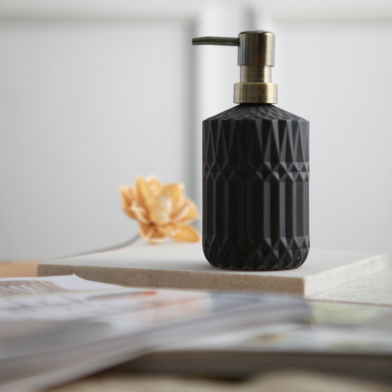 Elegant Glass Soap Dispenser with Diamond Pattern – Stylish Home Accessory