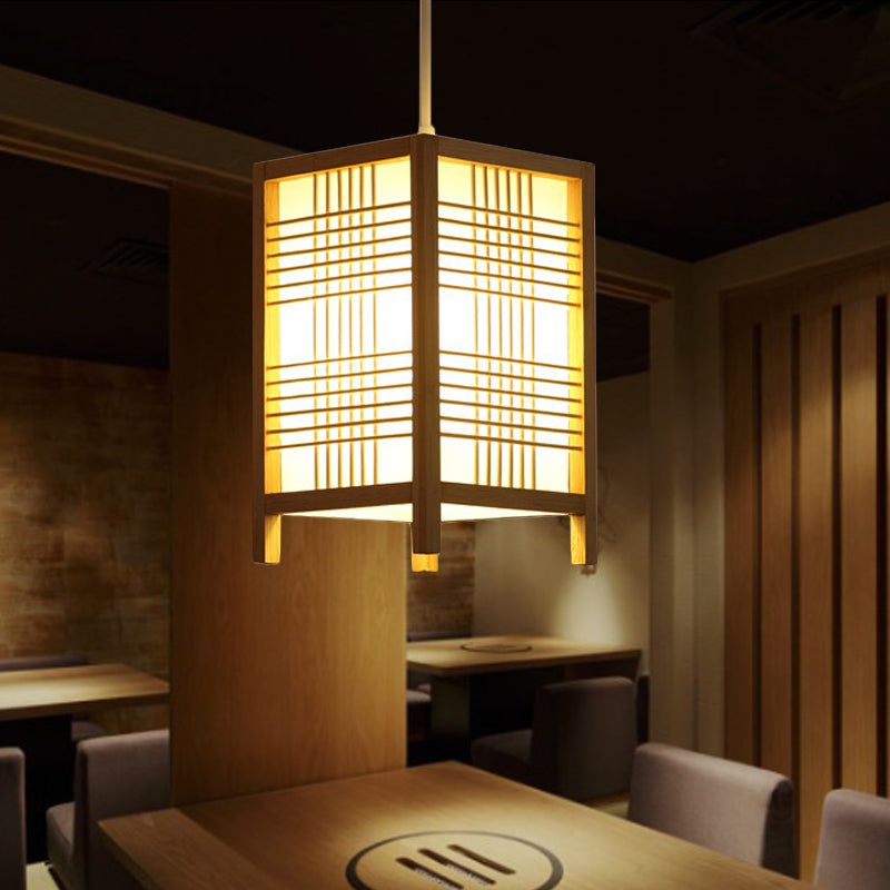 Traditional Japanese Wooden Lantern – Handcrafted Pendant Light for a Calm and Zen-Inspired Atmosphere