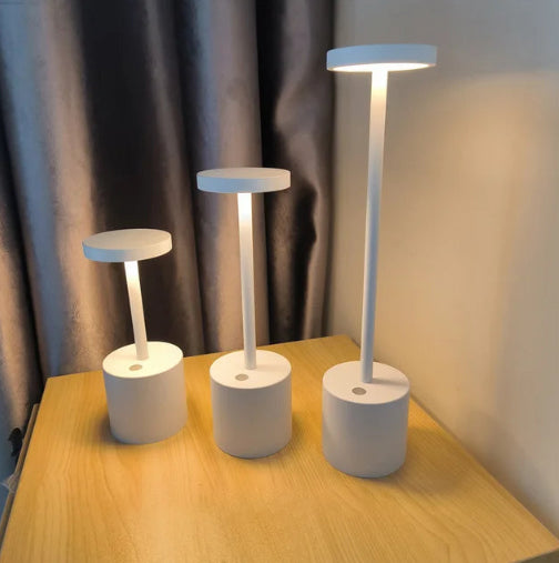 Modern Aluminium LED Rechargeable Table Lamp – Cordless Design for Restaurants & Hotels