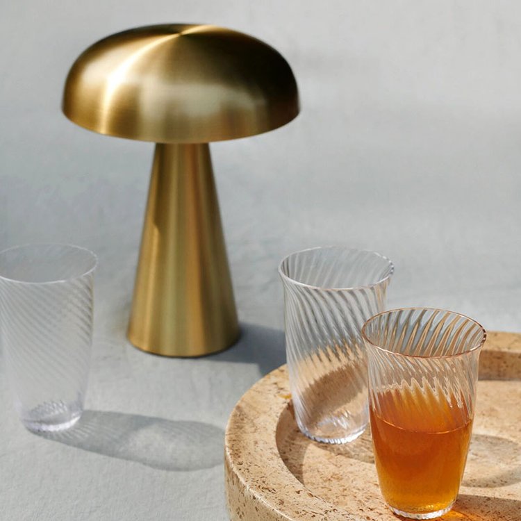 Minimalist Portable Mushroom Table Lamp – Rechargeable and Wireless