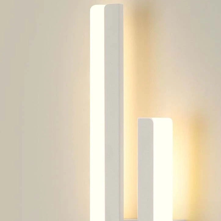 Modern Minimalist LED Wall Lamp – Sleek Indoor Strip Light for Stylish Interiors