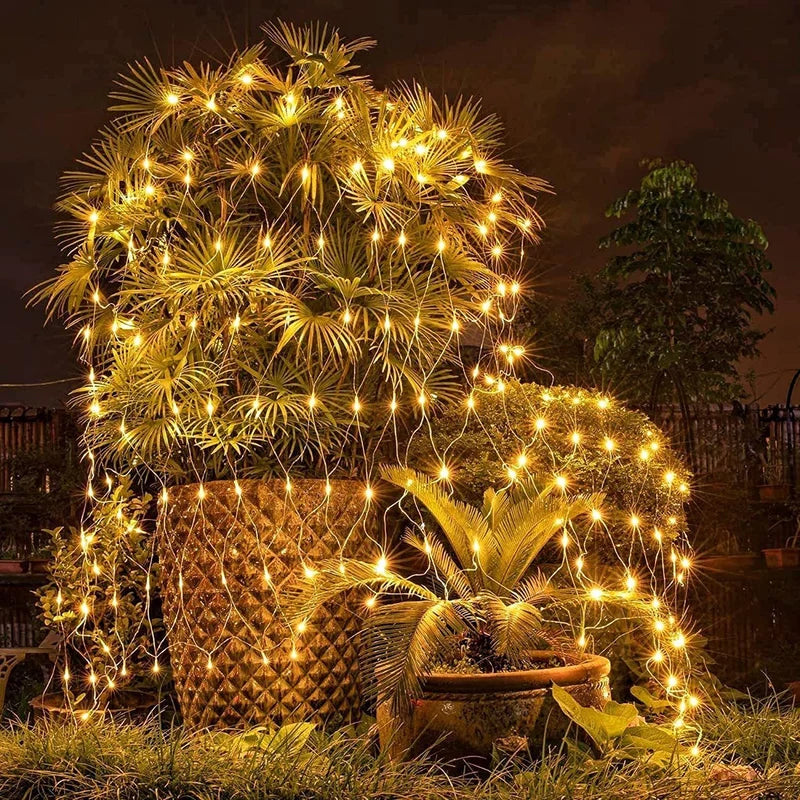 Solar Net Lights – Warm LED Garden and Outdoor Decorative Lighting