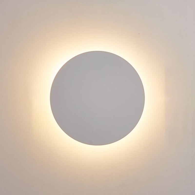 HorizonSphere – Minimalist Round Wall Light with LED