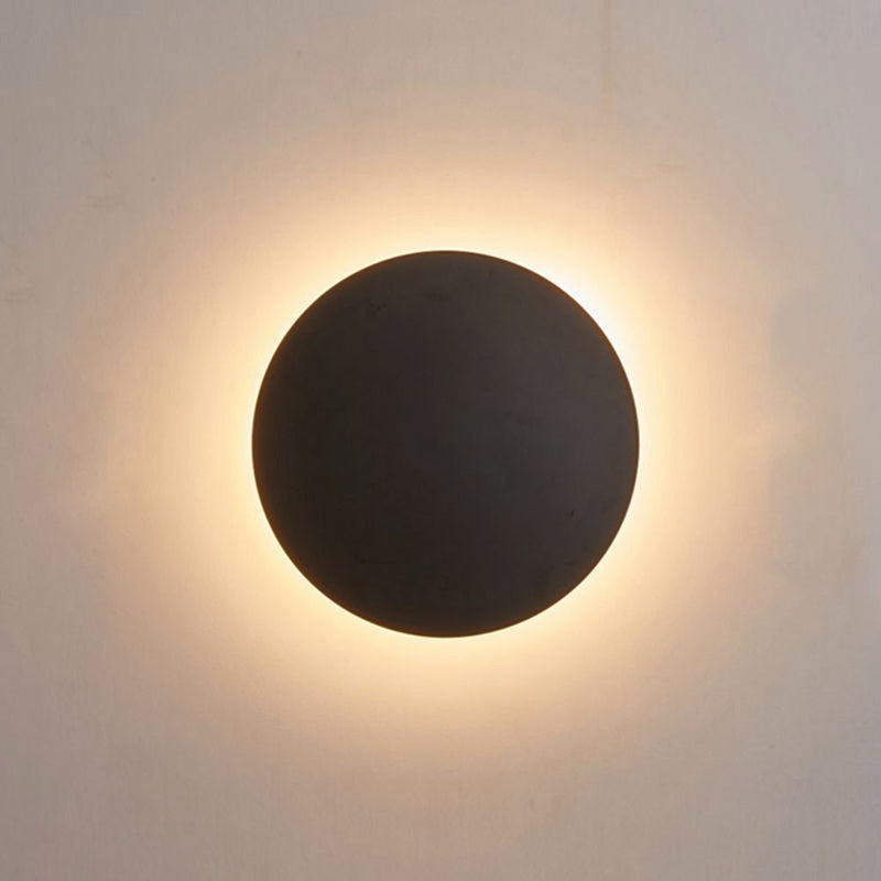 HorizonSphere – Minimalist Round Wall Light with LED