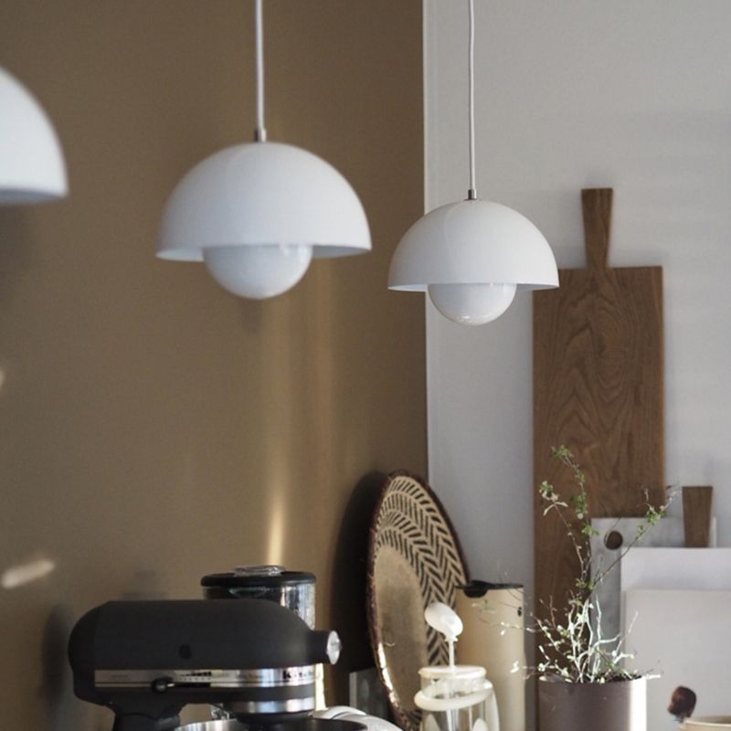 Elegant Nordic Pendant Light – Minimalist Hanging Lamp for Bedroom, Living Room & Dining Area