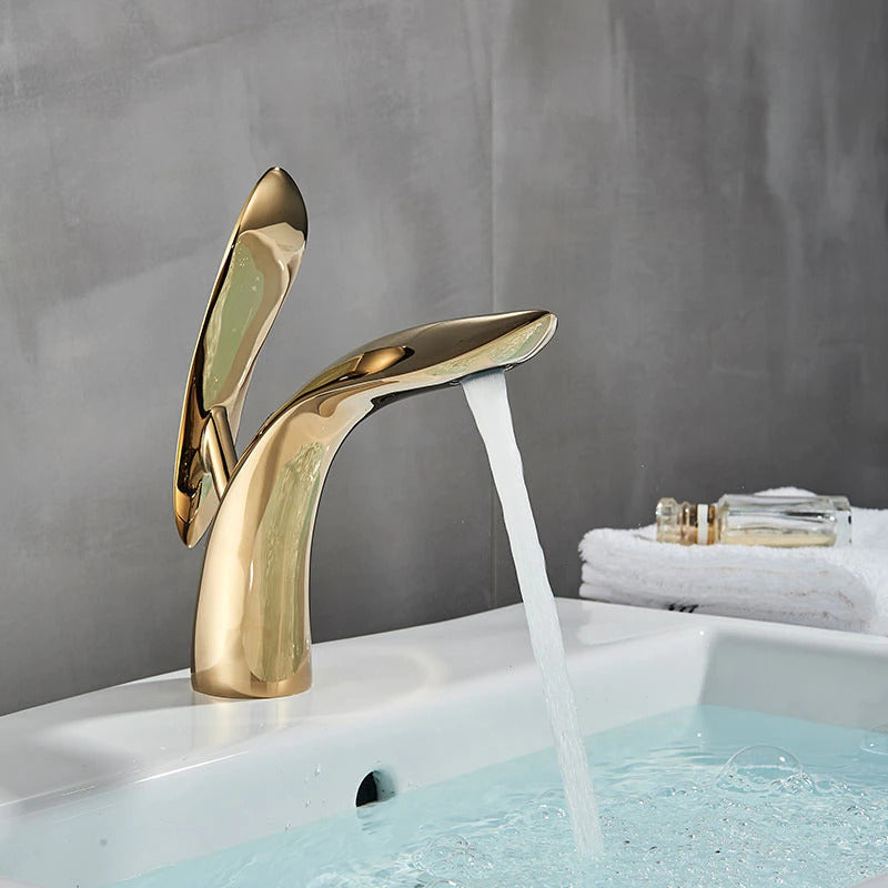 Elegant Modern Basin Mixer Tap – Contemporary Bathroom Luxury