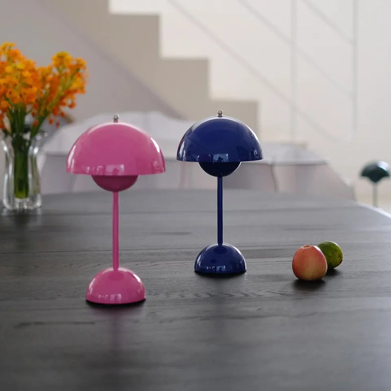 Modern Mushroom Table Lamp – Wireless Retro Elegance for Your Home