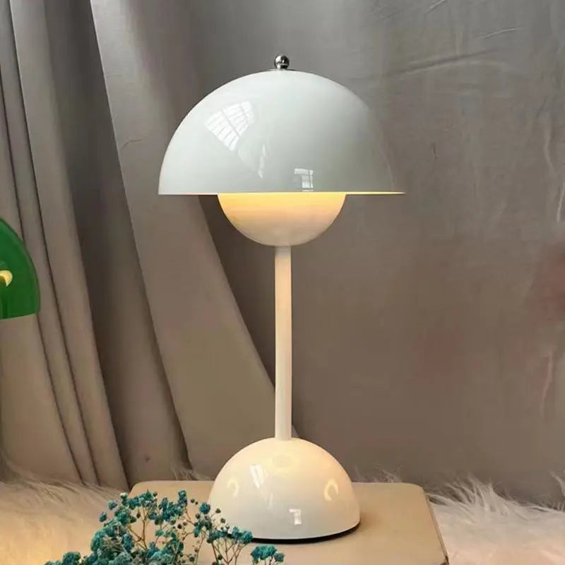 Modern Mushroom Table Lamp – Wireless Retro Elegance for Your Home