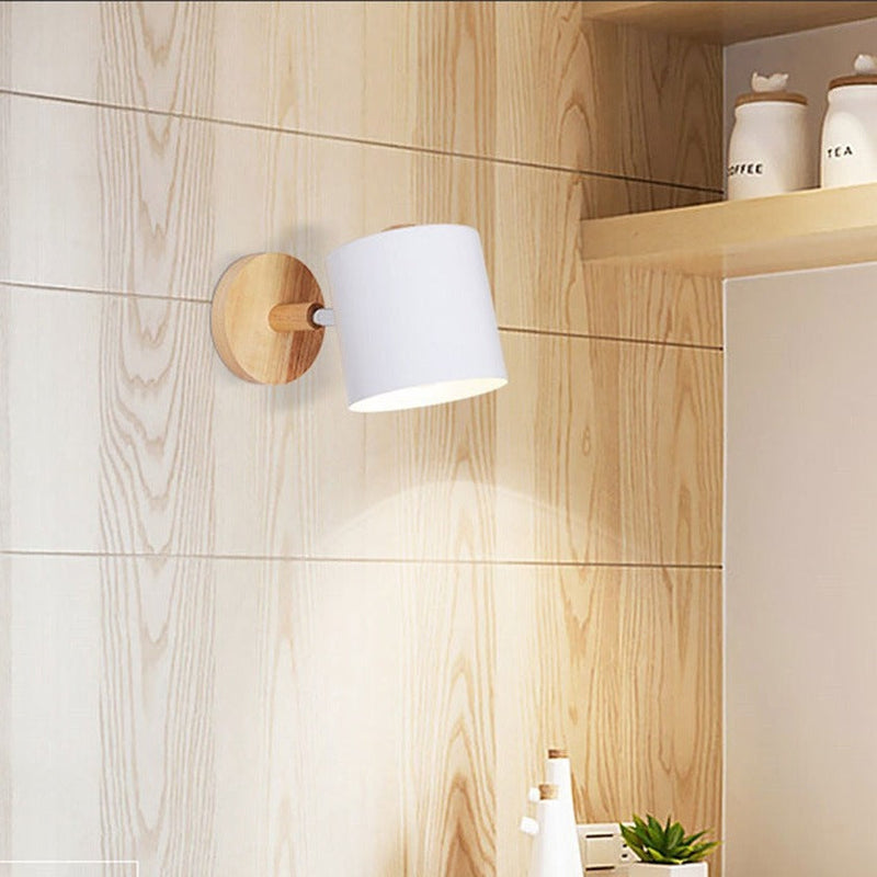 Modern LED Wooden Wall Light – Elegant Bedroom Lighting