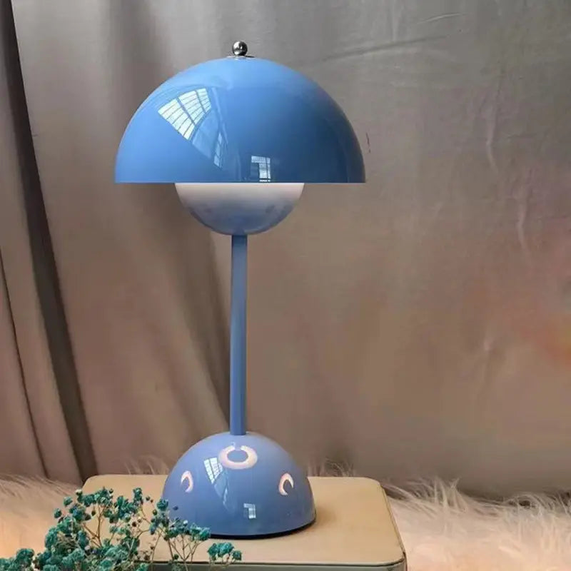 Modern Mushroom Table Lamp – Wireless Retro Elegance for Your Home