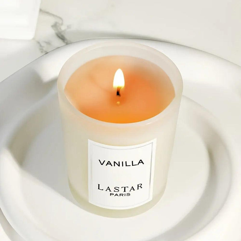 Luxurious Scented Candle – Vanilla Fragrance for a Relaxing Ambience