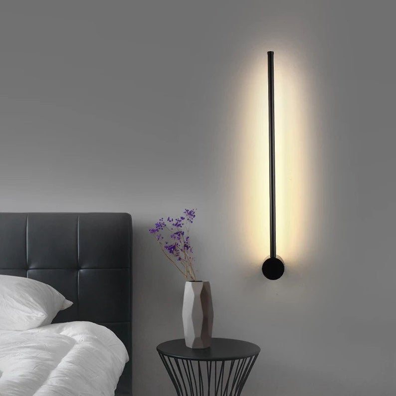 Contemporary Minimalist LED Wall Light – Sleek Linear Design