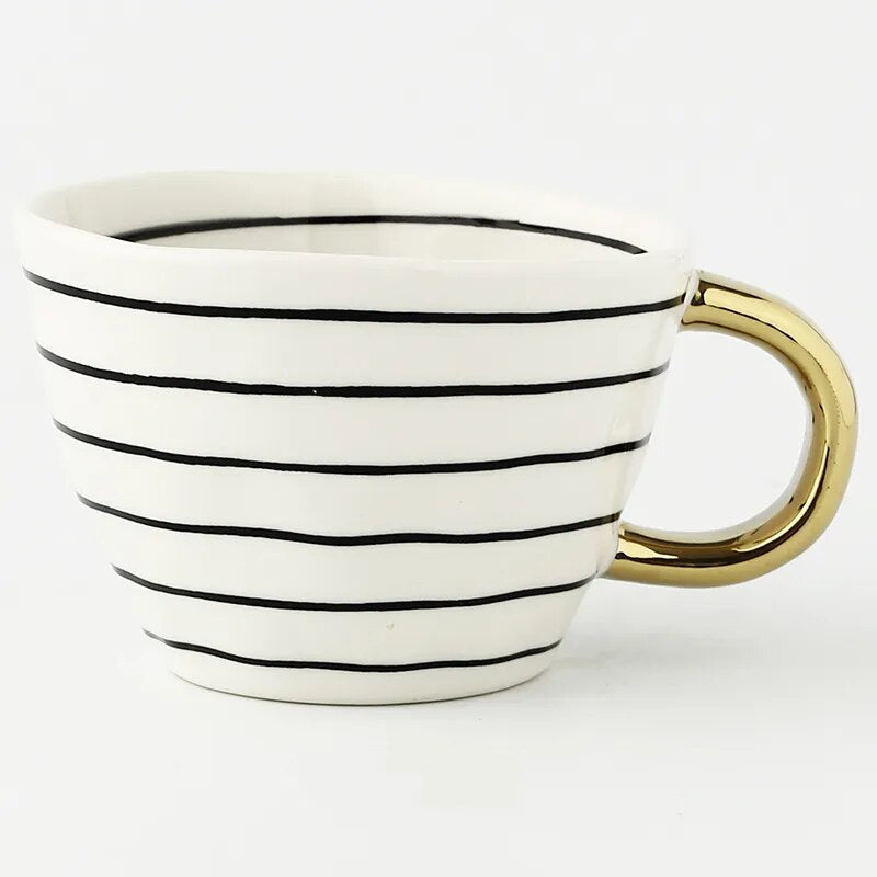 Luxurious Geometric Ceramic Mug with Gold Handle – Modern Coffee Cup for Everyday Elegance