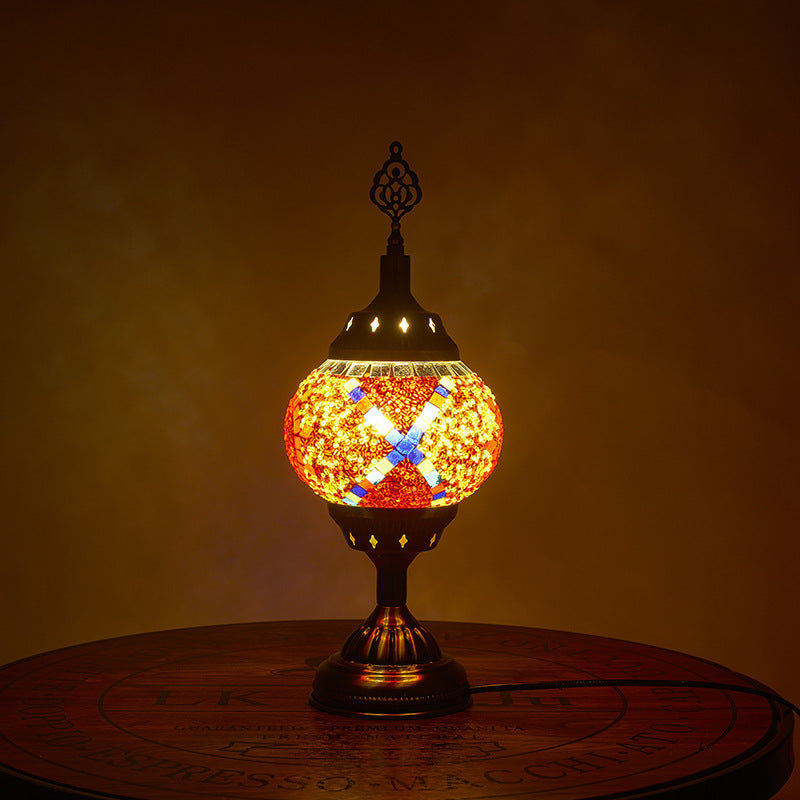 Traditional Tiffany-Style Table Lamp – Handcrafted Glass Light for Bedroom and Living Room