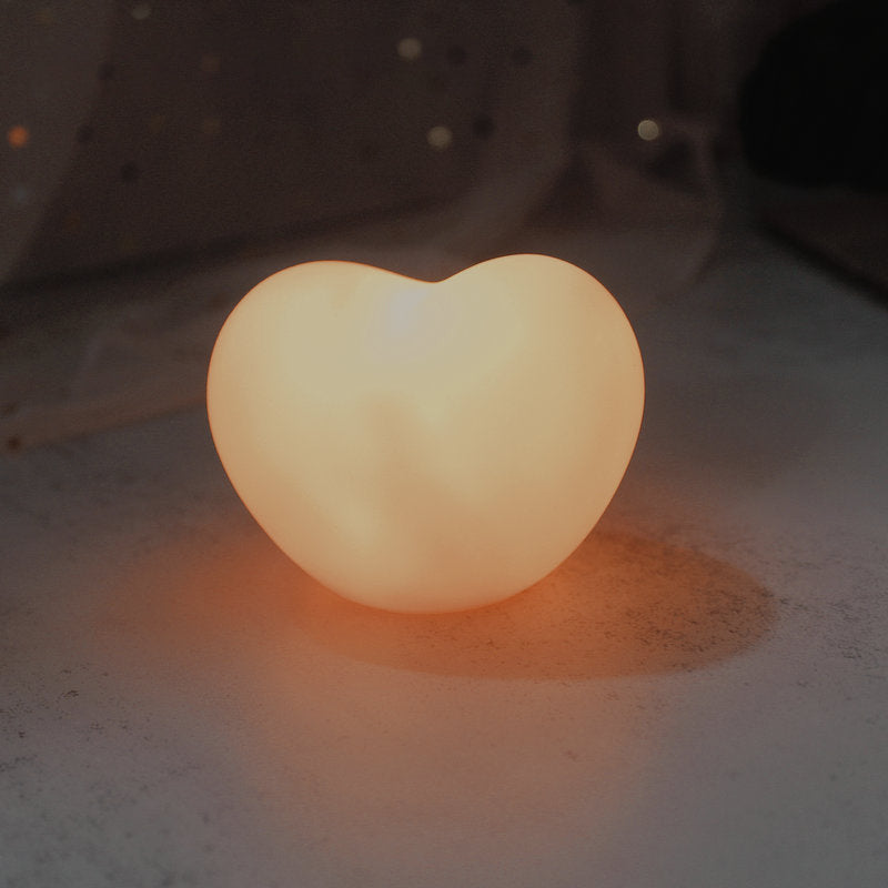 Creative Silicone Heart LED Night Light – Cute Bedside Lamp for Bedroom and Living Room