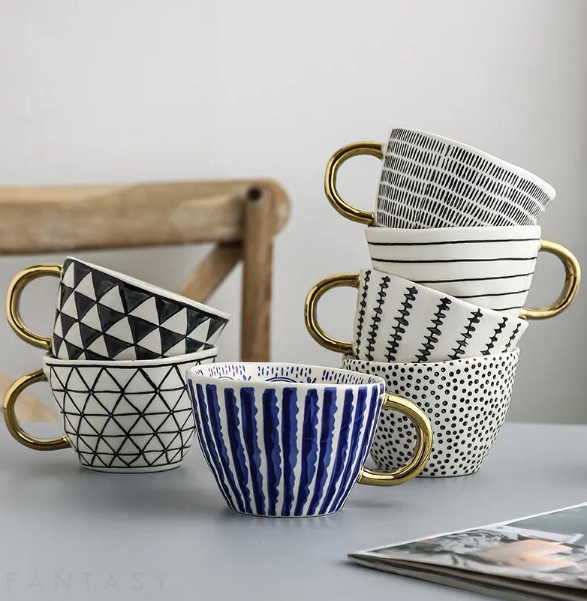 Luxurious Geometric Ceramic Mug with Gold Handle – Modern Coffee Cup for Everyday Elegance