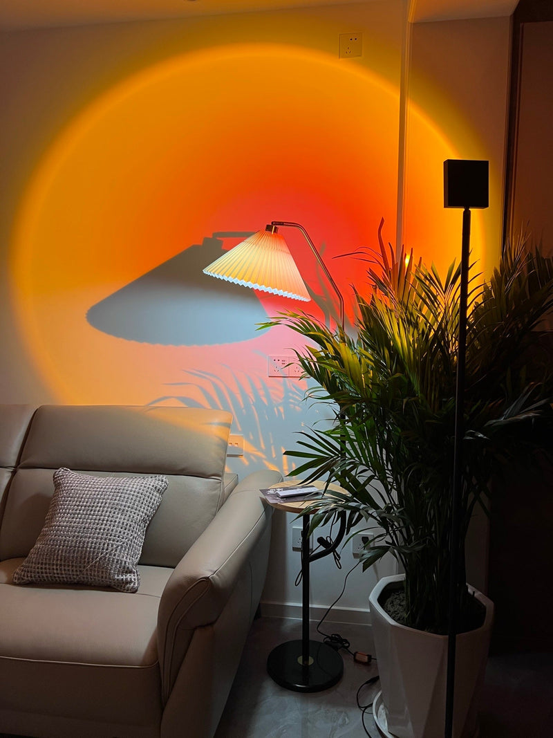 Modern Sunset Floor Lamp – Minimalist Light Projector for Warm Ambience