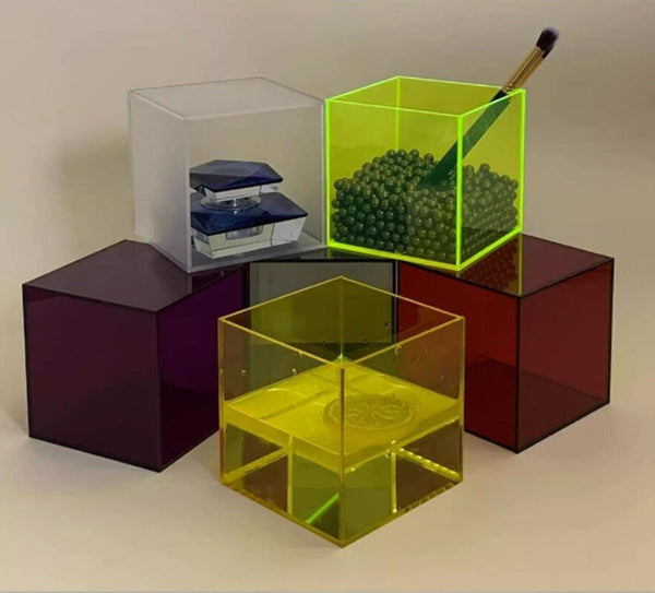 Colourful Transparent Acrylic Storage Box – Modern Display Cube for Stylish Presentation