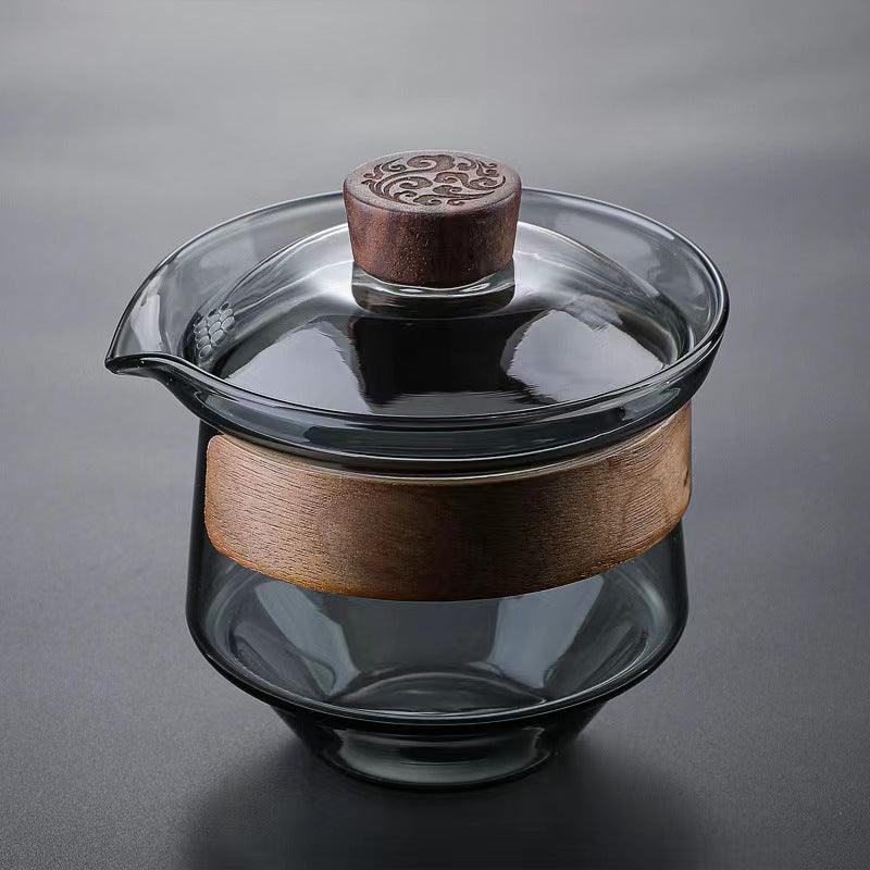 Heat-Resistant Glass Tea Cup with Walnut Lid – Elegant Tinted Design for Tea Lovers