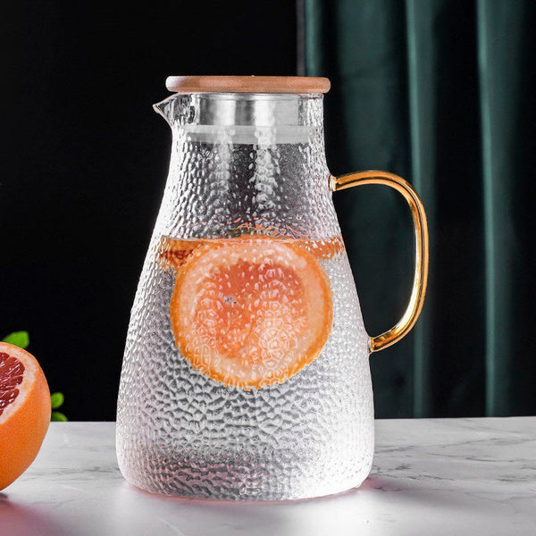 Elegant Heat-Resistant Glass Jug with Wooden Lid – Perfect for Hot and Cold Beverages