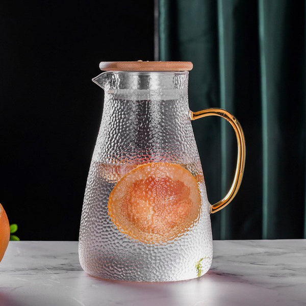 Elegant Heat-Resistant Glass Jug with Wooden Lid – Perfect for Hot and Cold Beverages