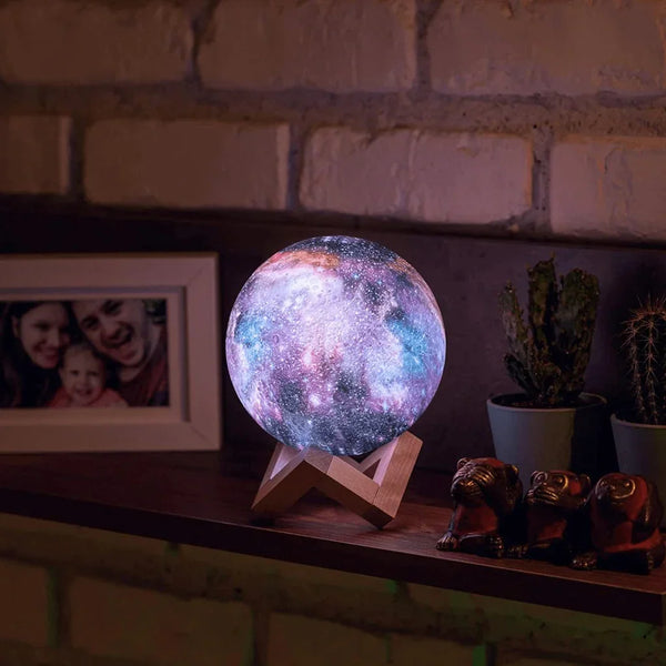 3D Printed Moon Lamp with 16 Colours – USB Rechargeable Night Light with Remote Control