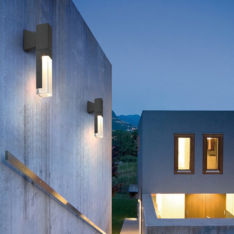 Modern Outdoor LED Wall Light – Weatherproof Up and Down Illumination