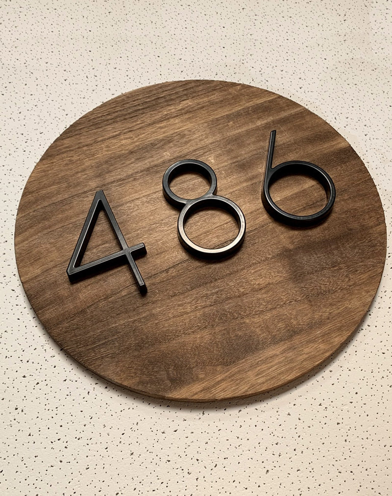 Modern Wooden Address Plaque with Planter – Elegant House Number Display