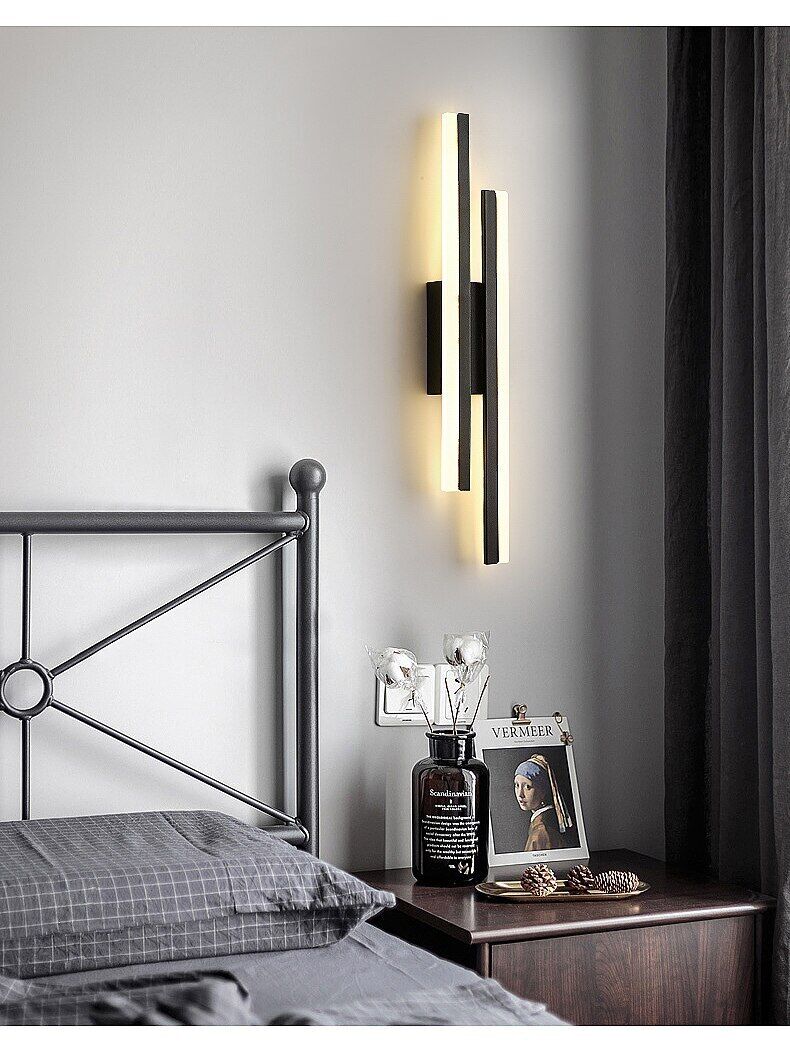 Modern Minimalist LED Wall Lamp – Sleek Indoor Strip Light for Stylish Interiors